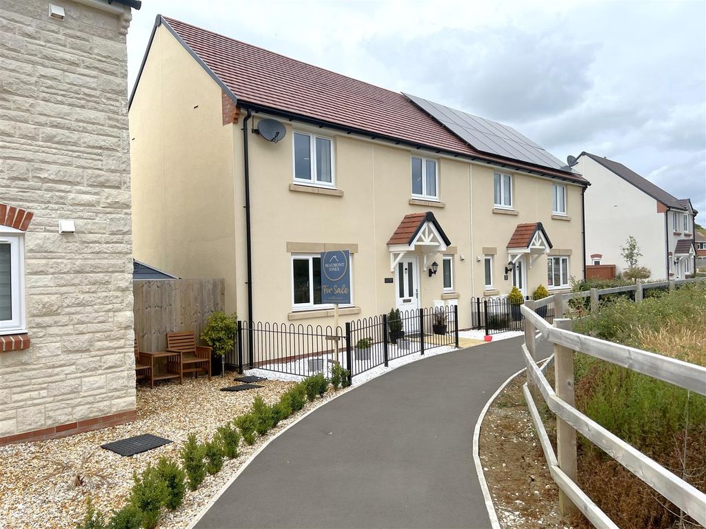 Property photo 1 of 12 20.Jpg