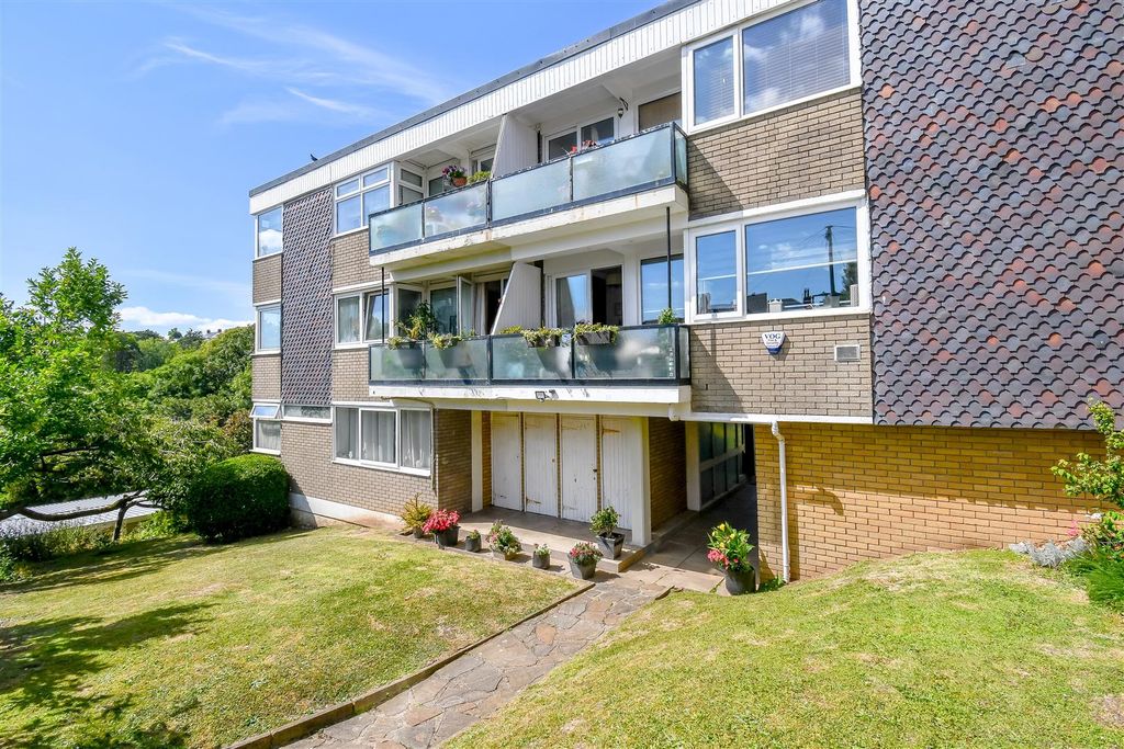 Property photo 1 of 24