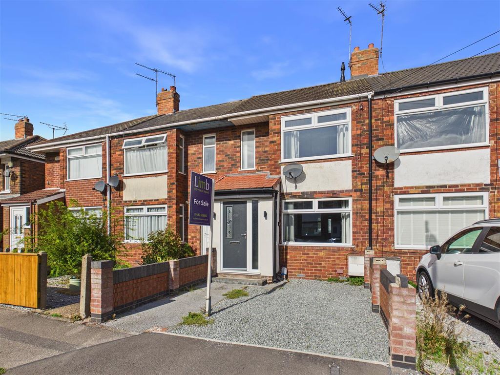 Property photo 1 of 15 Coronation Road South - Main