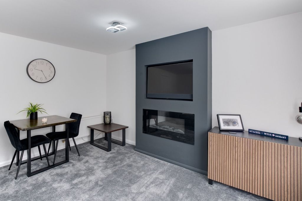 Property photo 3 of 13 Picture No. 09