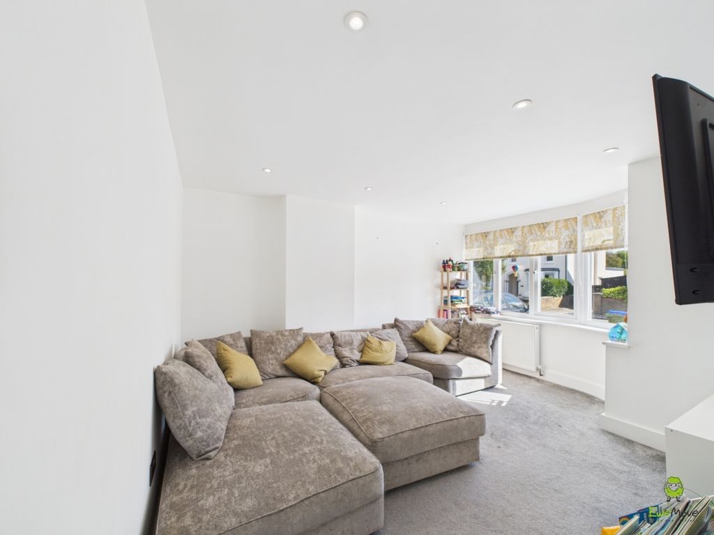 Property photo 2 of 14 Lrg_Cam03779G0-Pr0290-Still028