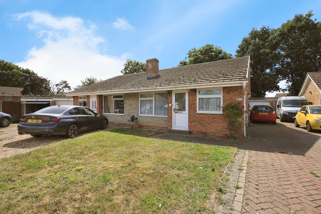 Property photo 1 of 12