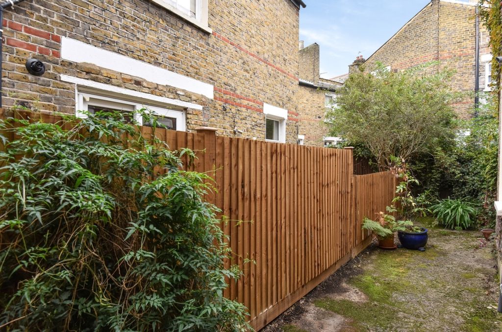 Property photo 2 of 12 218204 (12)