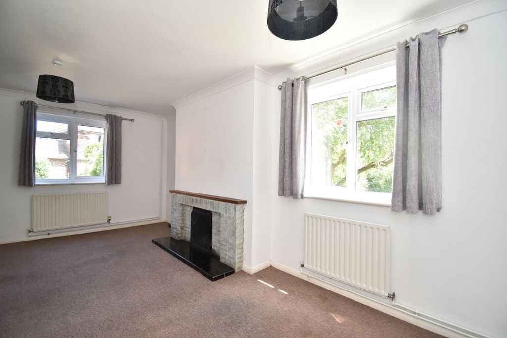 Property photo 2 of 18