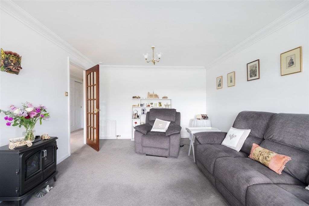 Property photo 3 of 32 1-23.Jpg
