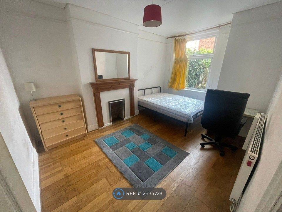 Property photo 1 of 3