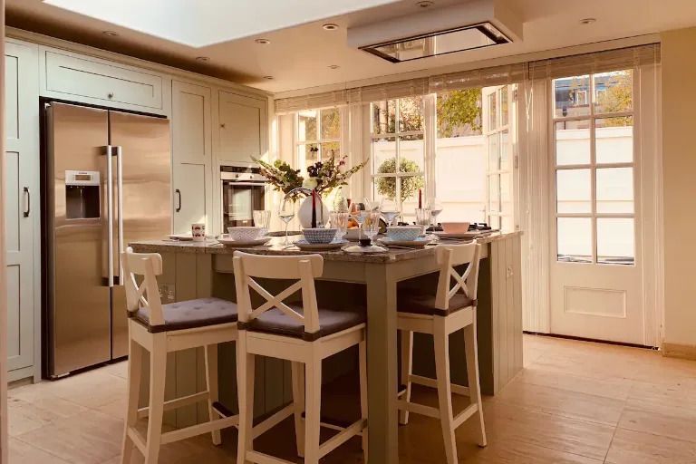 Property photo 1 of 7 Kitchen.Jpg