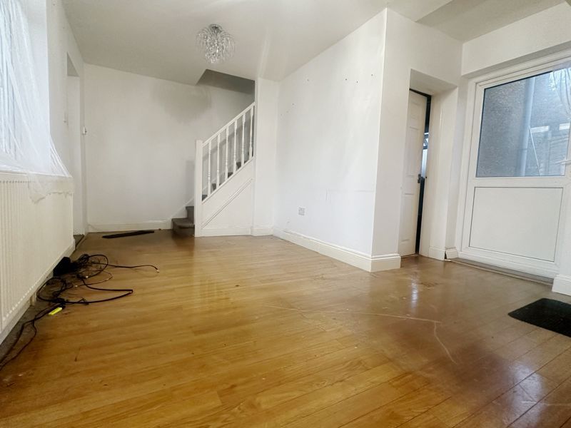 Property photo 2 of 12 Photo 24