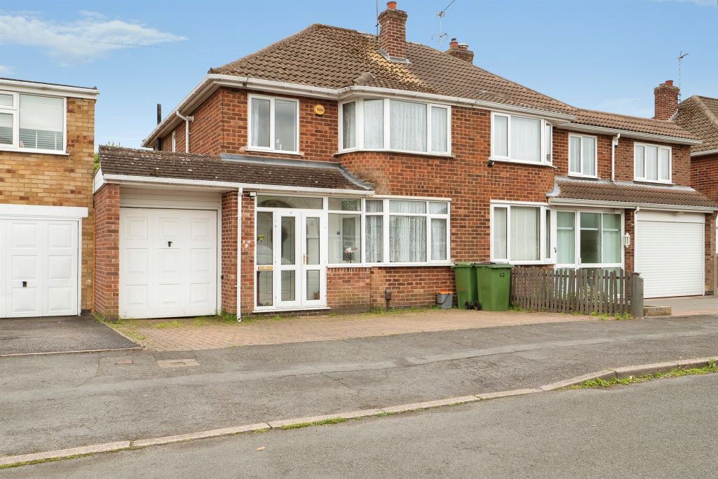 Property photo 1 of 17