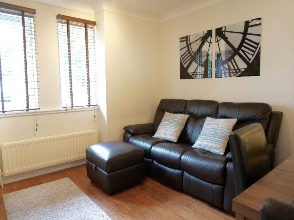 Property photo 2 of 9 2