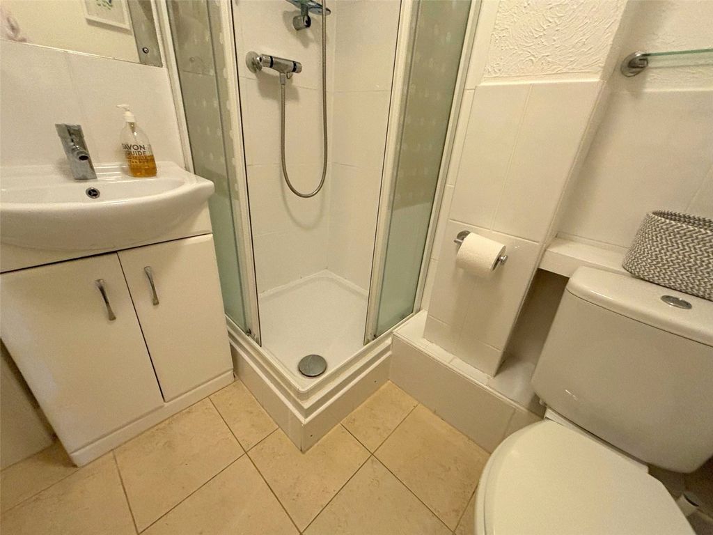 Additional image 7 of 3 bed flat for saleEnfield Road, Broad Haven, Haverfordwest, Pembrokeshire SA62
