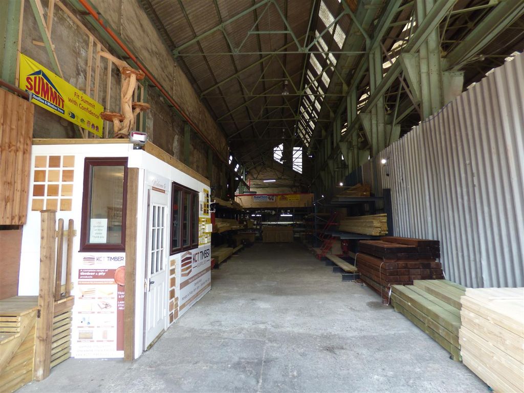 Property photo 3 of 4 Open Warehouse Unit With Small Office