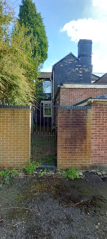 Property photo 3 of 18