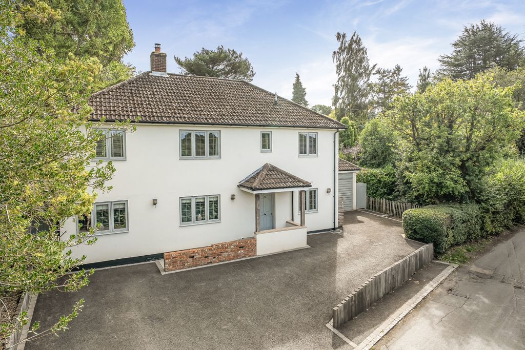 Property photo 1 of 18