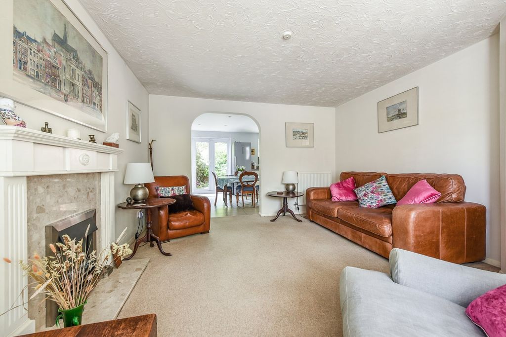 Property photo 3 of 14 Picture No. 16