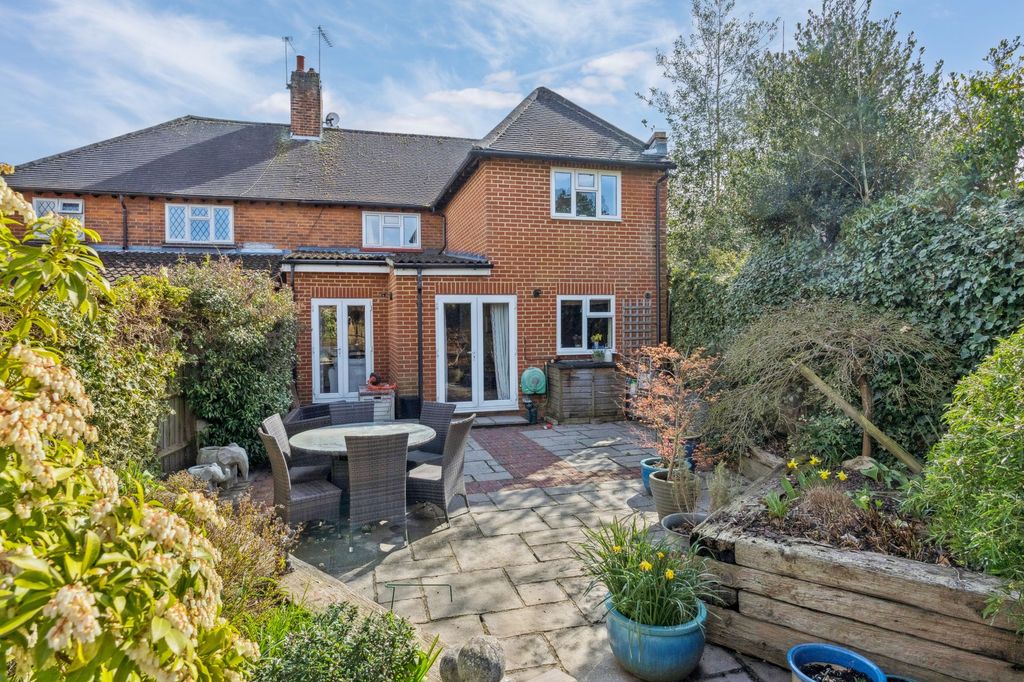 Property photo 2 of 13