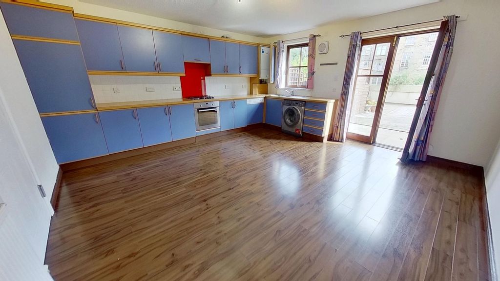 Property photo 2 of 20 Photo 2