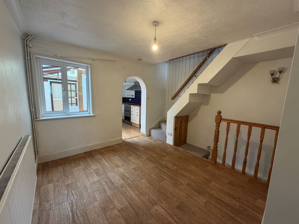 Property photo 3 of 12 Dining Room