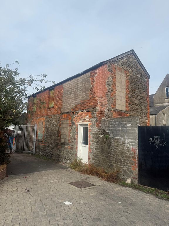 Property photo 1 of 1