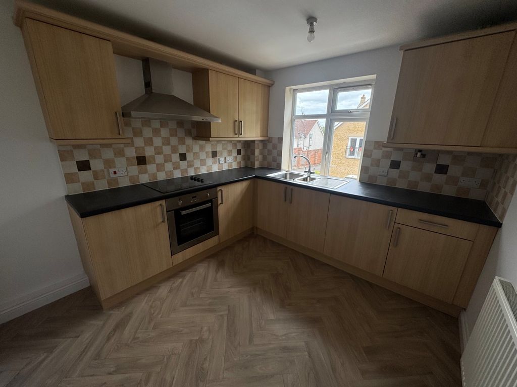 Property photo 3 of 6 Picture No. 02
