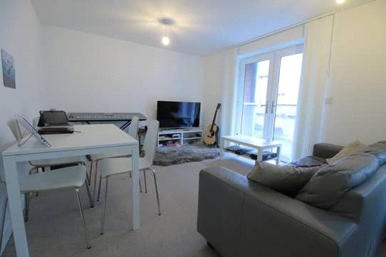 Property photo 3 of 10 Living Room