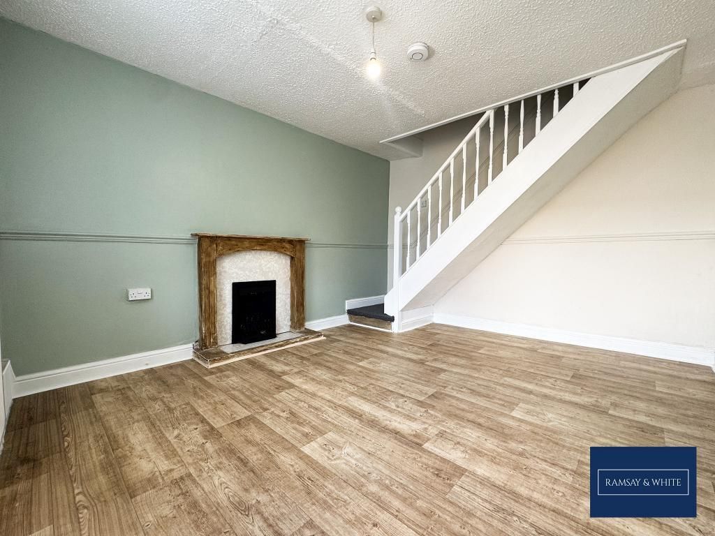 Property photo 2 of 8 Photo 2