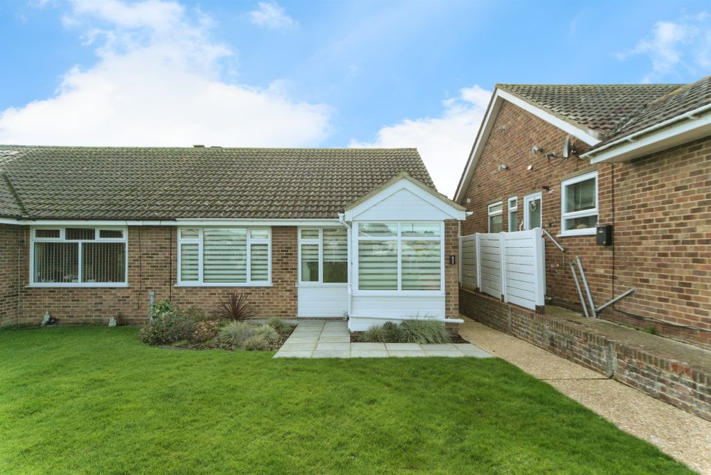 Property photo 2 of 20