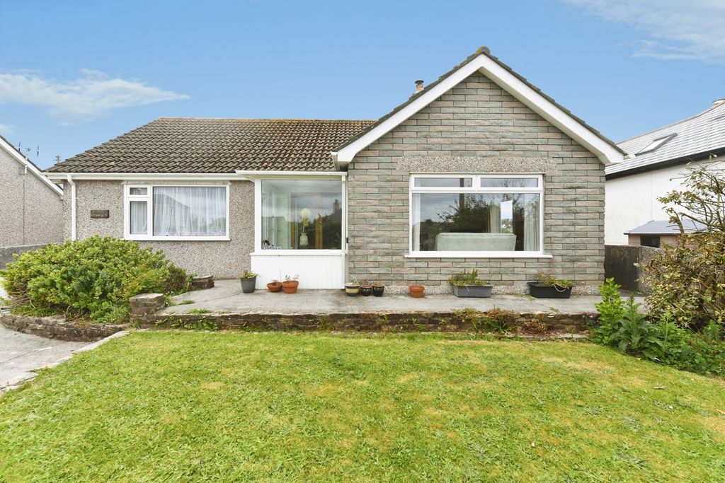 Property photo 1 of 17 Pbox-Img.Jpg