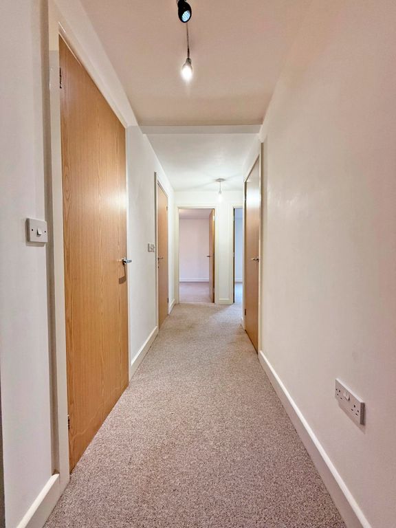 Additional image 6 of 2 bed flat for salePenryn, Falmouth, Cornwall TR10