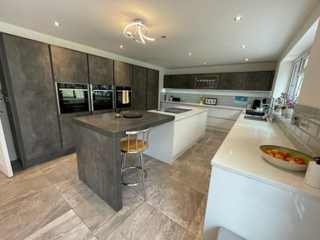 Property photo 2 of 20 Kitchen Diner/Family Room: