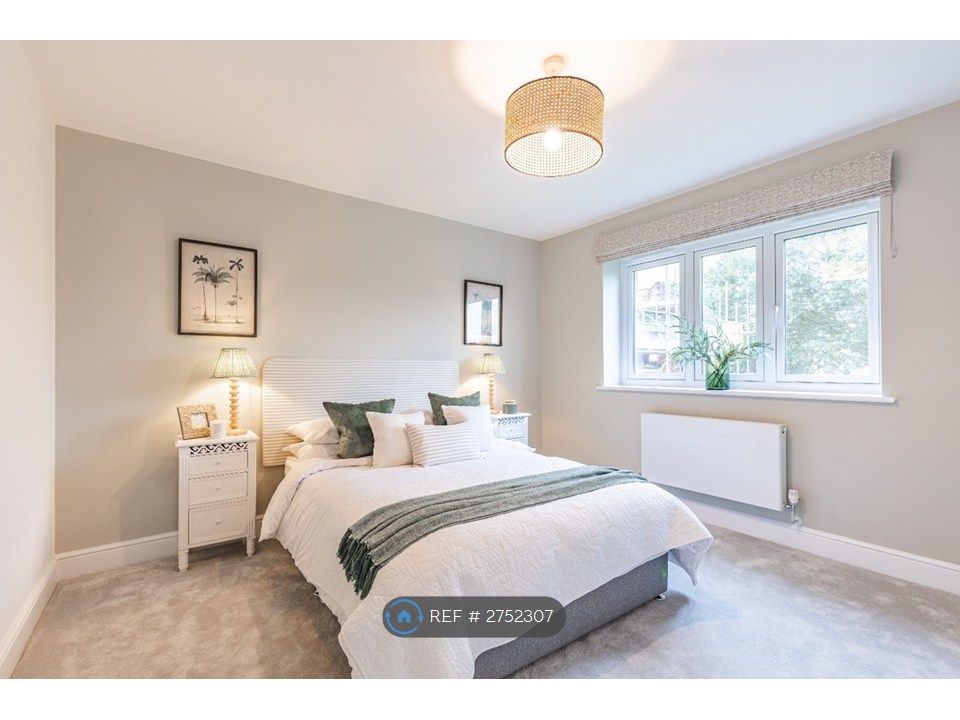 Property photo 2 of 11 Example Bedroom