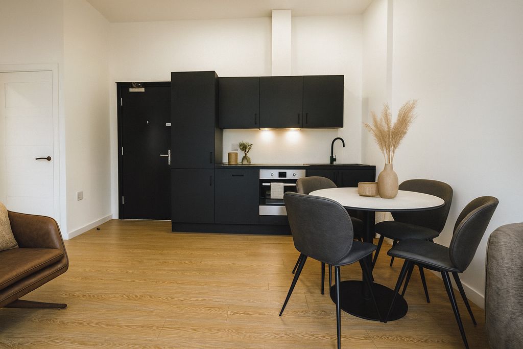 Property photo 2 of 7 Spot