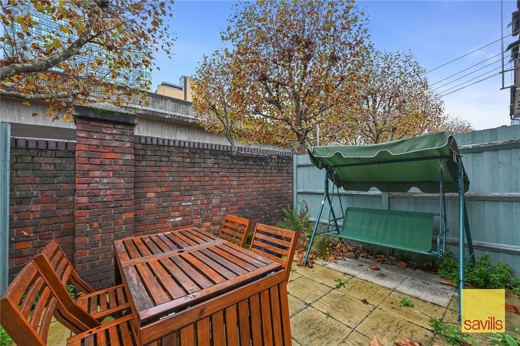 Property photo 3 of 19 Garden