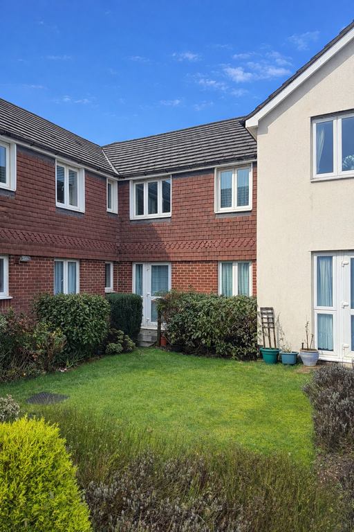 Property photo 1 of 8