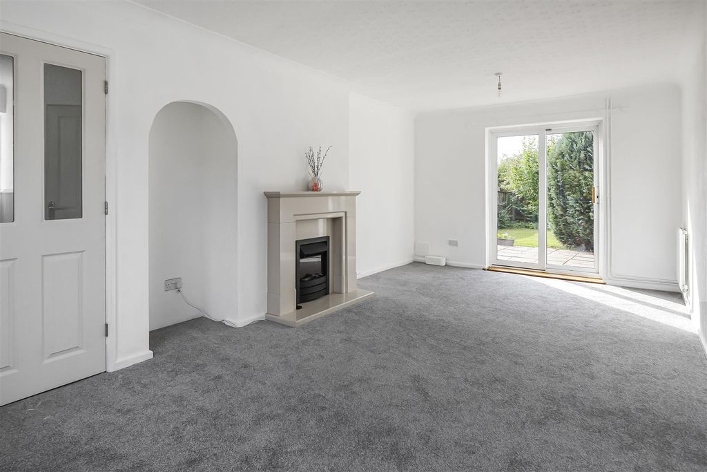 Property photo 2 of 11 7_65116.Jpg