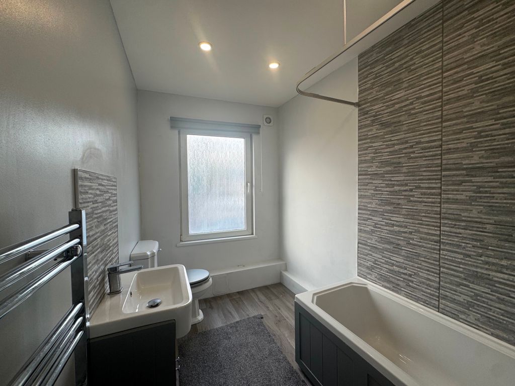 Additional image 5 of 3 bed flat to rent39A Bedwlwyn Road, Ystrad Mynach, Hengoed CF82