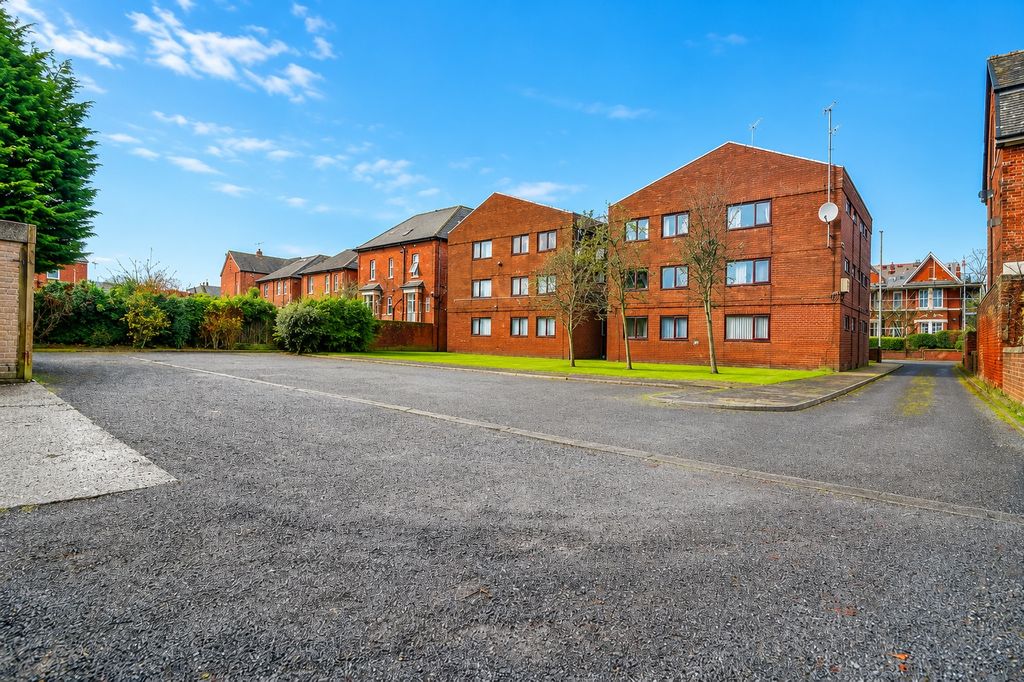 Property photo 1 of 13 5343282