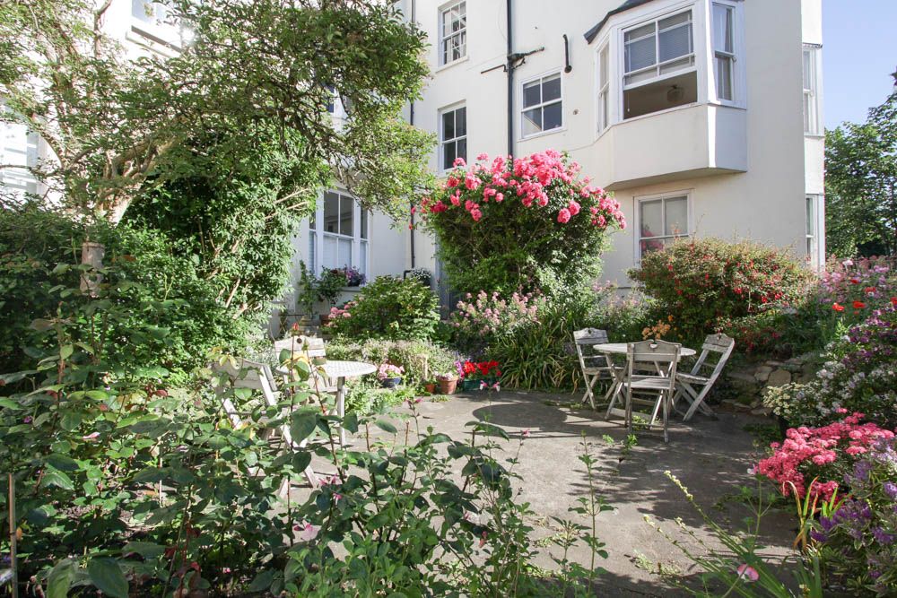 Property photo 3 of 18