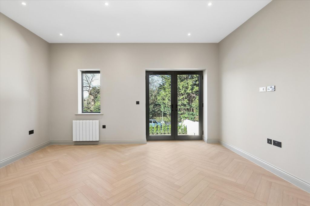 Property photo 1 of 10 Image