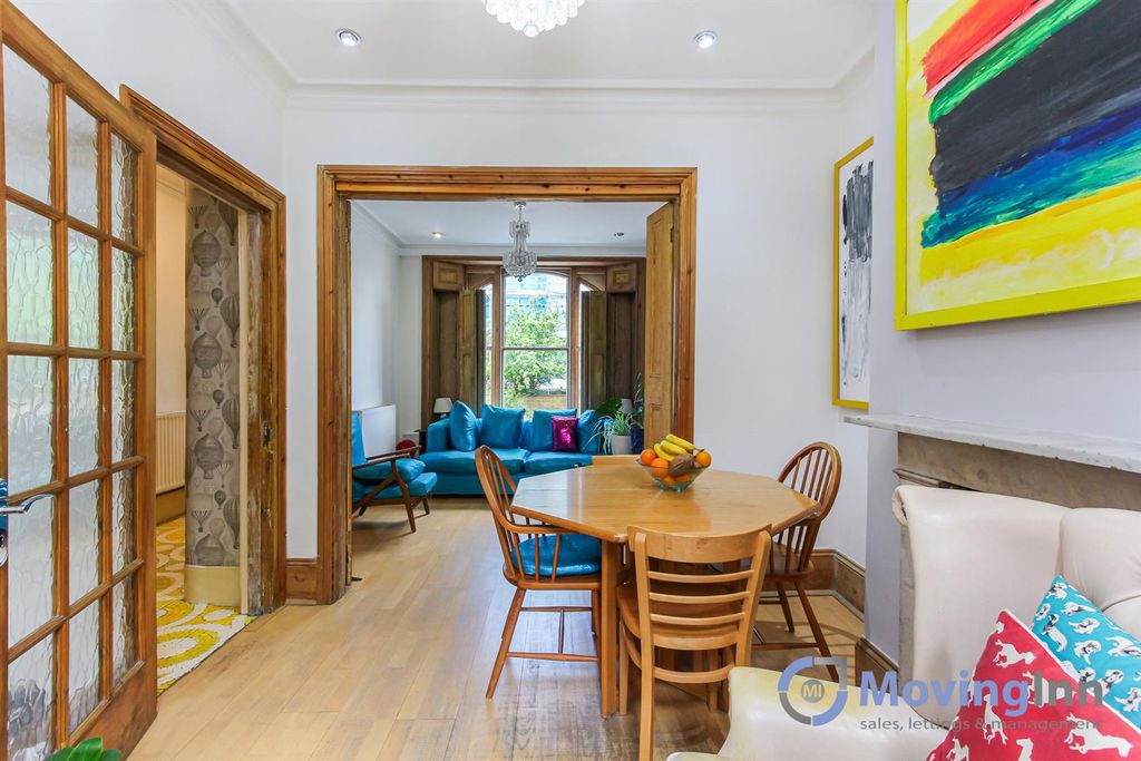 Property photo 3 of 24