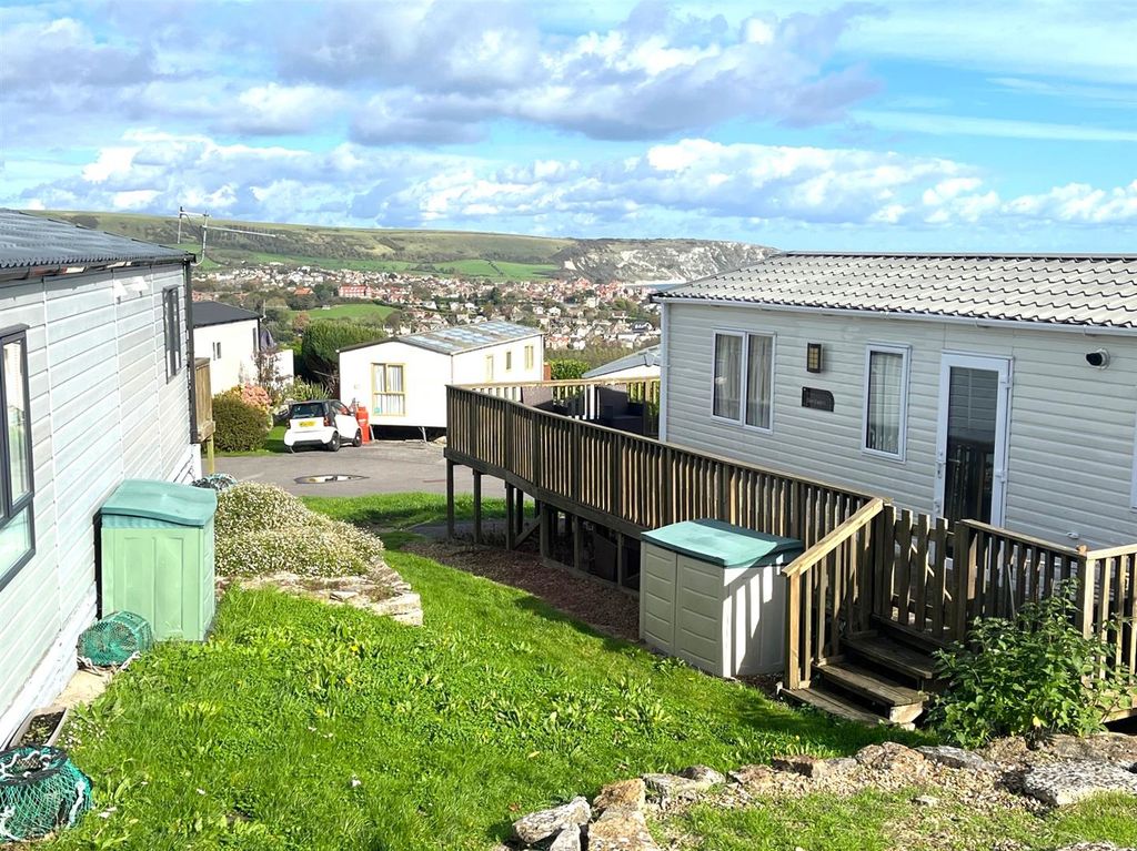 Property photo 2 of 14 4279 Ballarddownview.Jpg