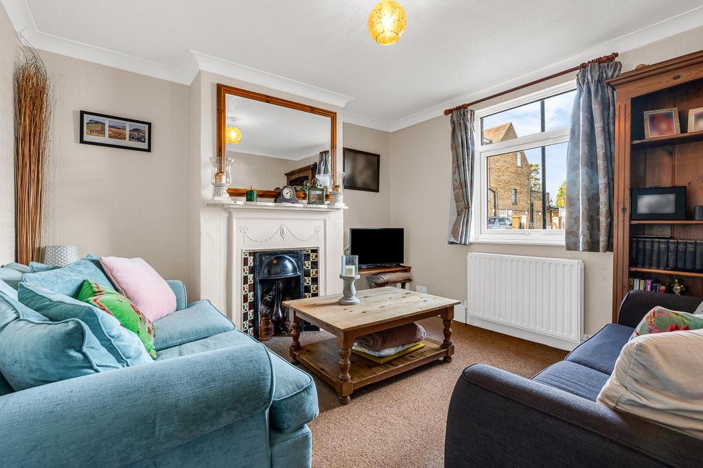Property photo 3 of 13 Internal-S.Jpg