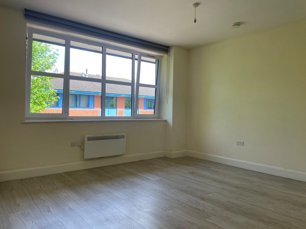 Property photo 3 of 11 Image