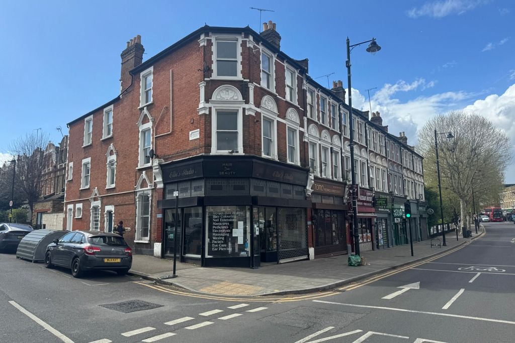 Property photo 1 of 4 Photo 4