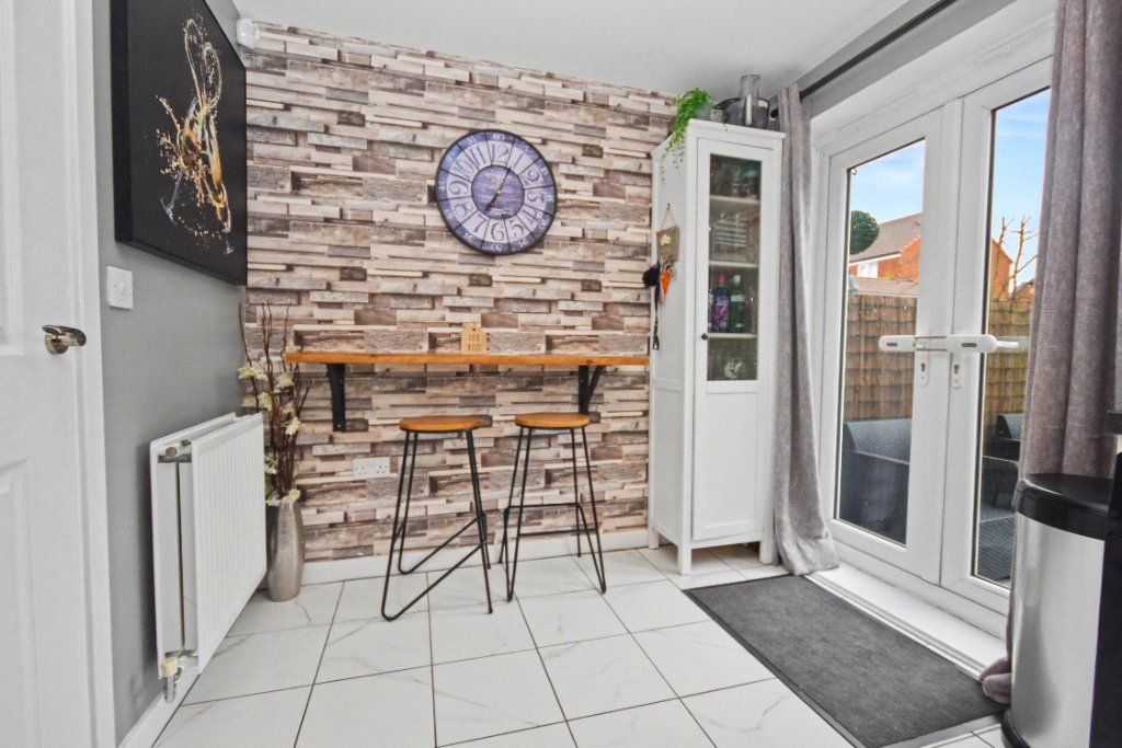 Property photo 3 of 17 Picture No. 04