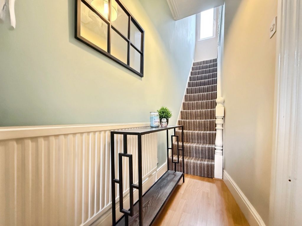 Property photo 2 of 22 4628324