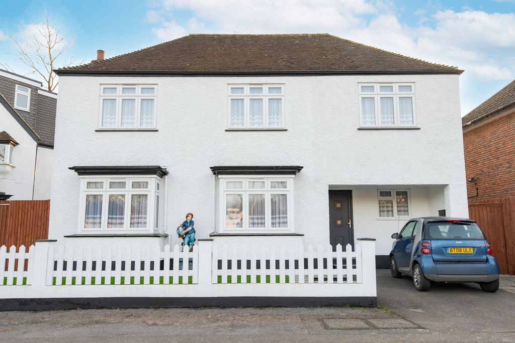 Property photo 1 of 24