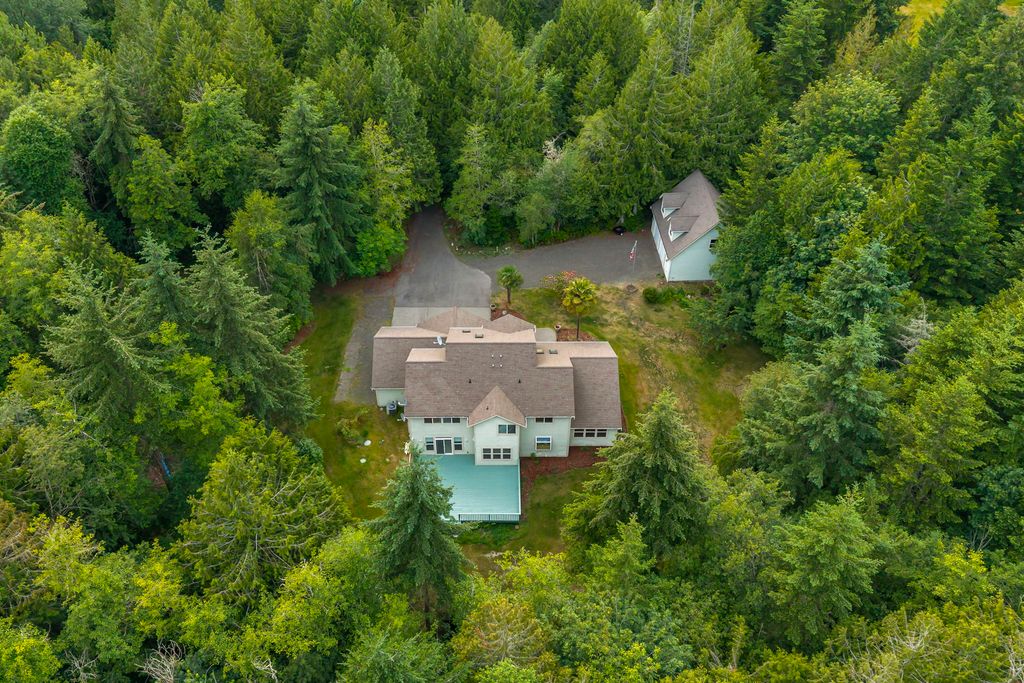 Property photo 1 of 53