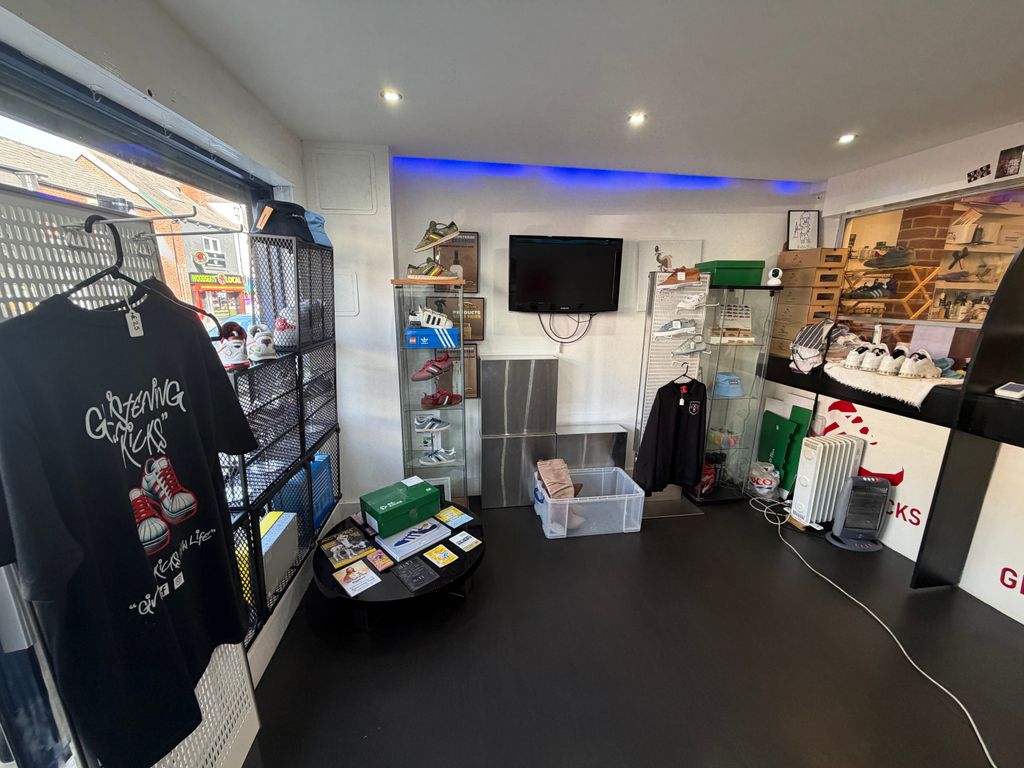 Property photo 3 of 6