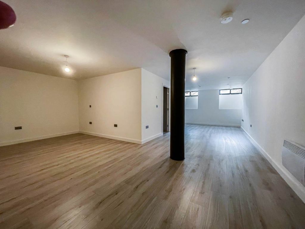 Property photo 3 of 9 Img_2098